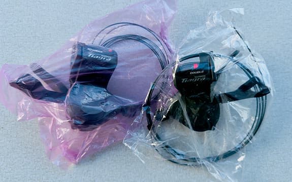2x10 Shimano Tiagra 4700 växelreglage för rakt styre