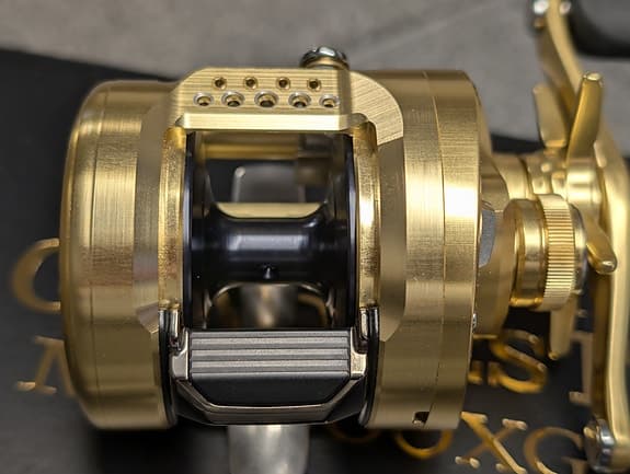 Shimano Calcutta Conquest MD300XG