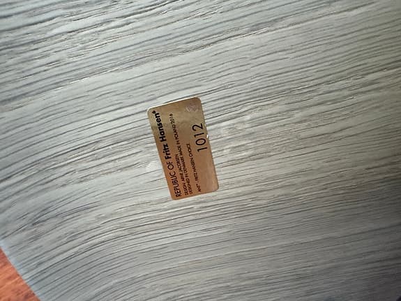Fritz Hansen Arne Jacobsen stol Myran i träfanér Limited Edition