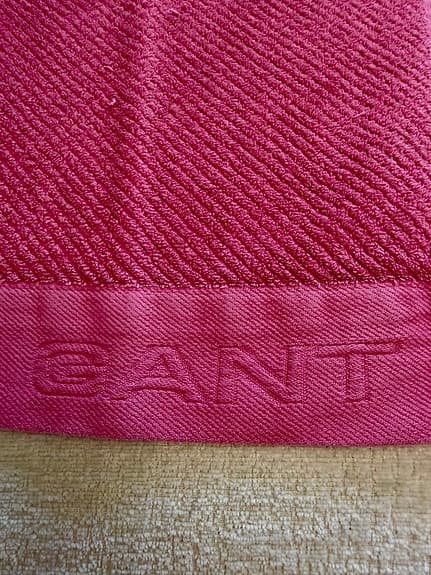 Gant rosa handdukar och badlakan