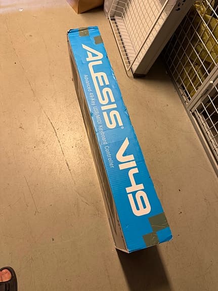 Alesis V49 USB/MIDI keyboard controller 49 tangenter