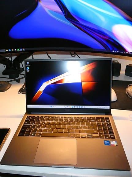 Samsung Galaxy Book 2 13"