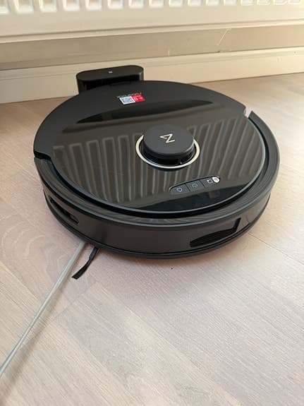 Roborock Q8 Max - robotdammsugare svart