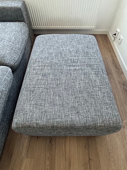Soffa + fotpall från MIO
