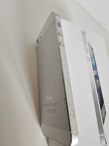 Apple iPhone 5
