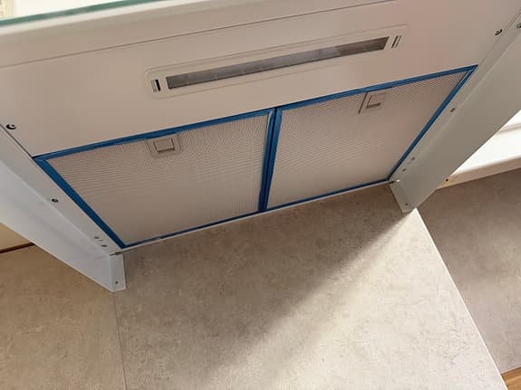 Electrolux glaskeramikhäll med ugn, vit + Franke fläkt (ny)