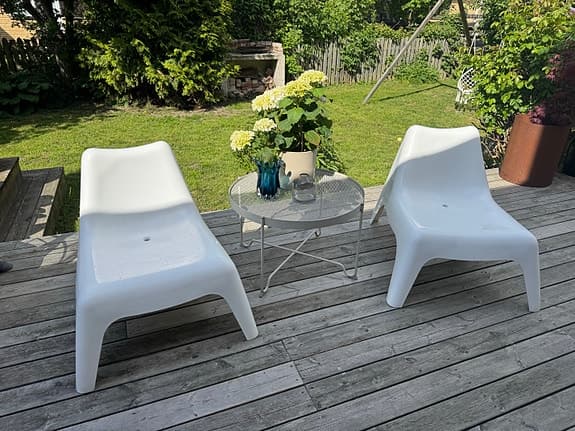 Två st ikea PS-stolar samt ikea krokholmen-bord