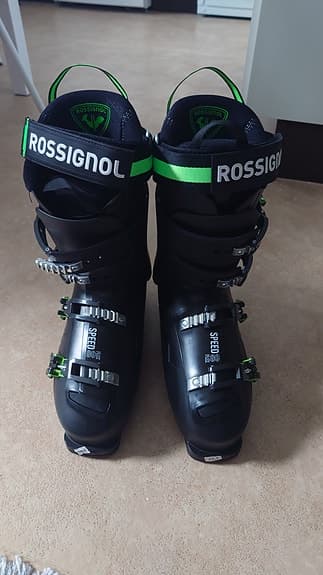 Pjäxor Rossignol Hi-Speed 80 strl 28,5 + medföljande bag.