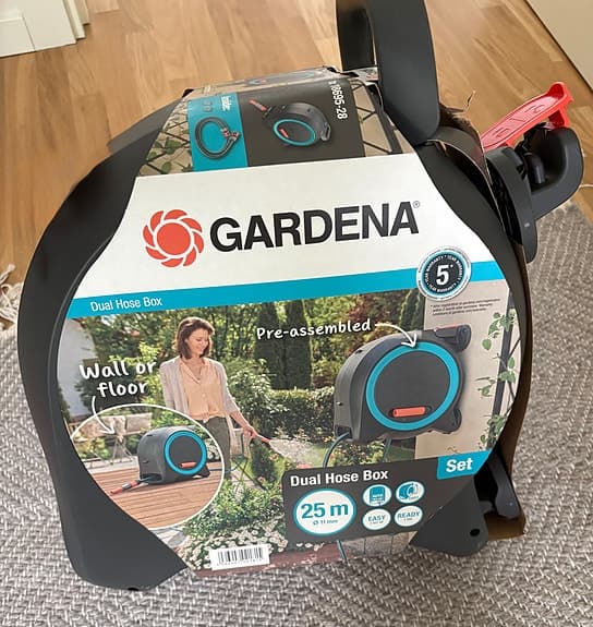 Gardena Dual Hose Box slangvinda 25 m