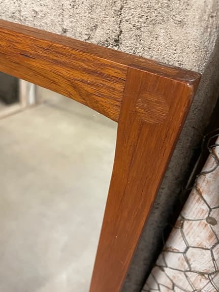 Spegel av Aksel Kjersgaard i Teak