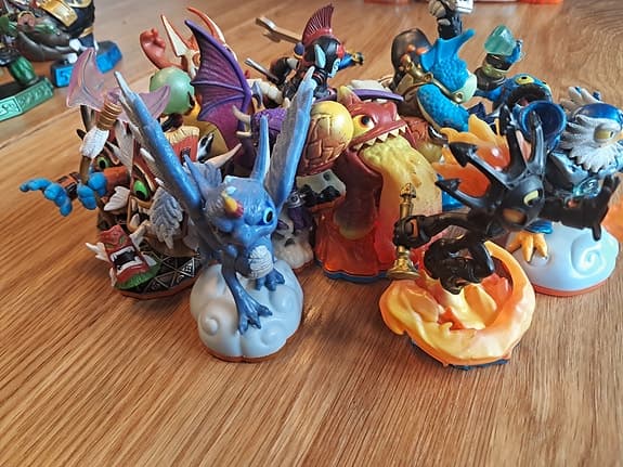 Skylanders figuriner blandat paket