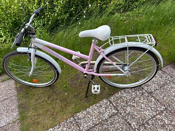 Barncykel 24" rosa med pakethållare