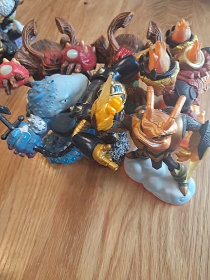 Skylanders figurer, giants