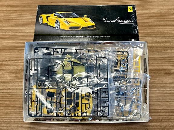 Tamiya Ferrari Enzo byggsats [SÄLLSYNT]