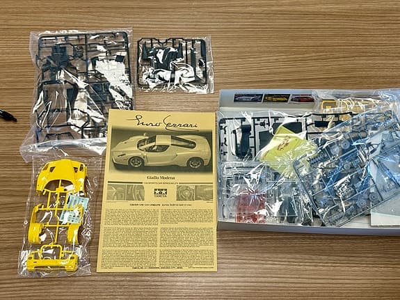 Tamiya Ferrari Enzo byggsats [SÄLLSYNT]