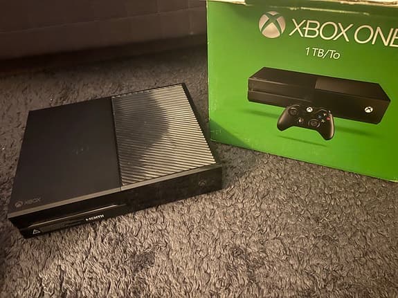 Microsoft Xbox One spelkonsol svart 1TB