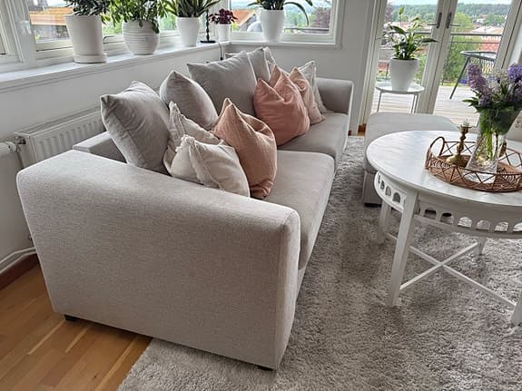 Soffa Town 4-sits Mio och fotpall *sänkt pris*