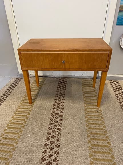 Hall Byrå/Sängbord Ek 1950-60 Tal.