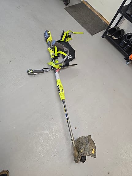 Ryobi 36V grästrimmer med sele