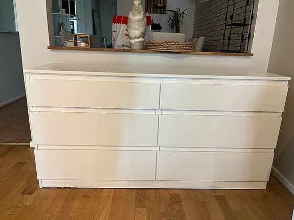 Ikea malmbyrå