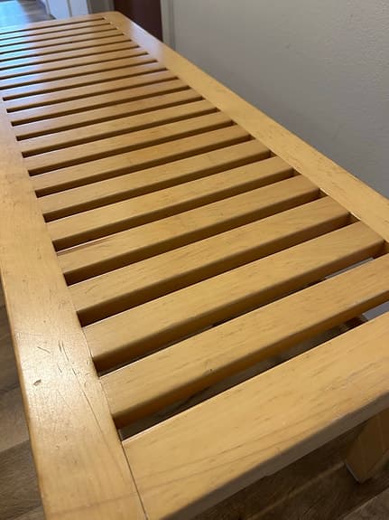 Artek bänk 153A av Alvar Aalto