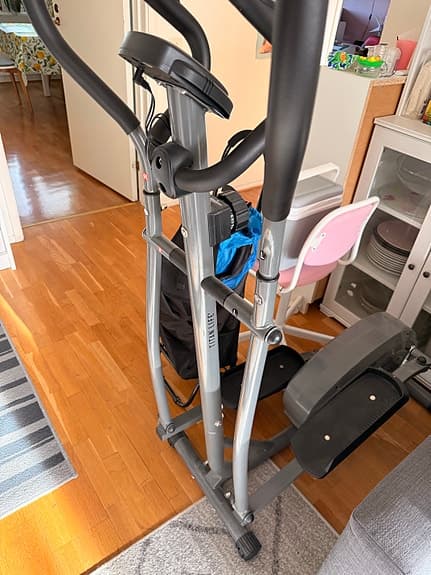 Titan crosstrainer träningsmaskin grå