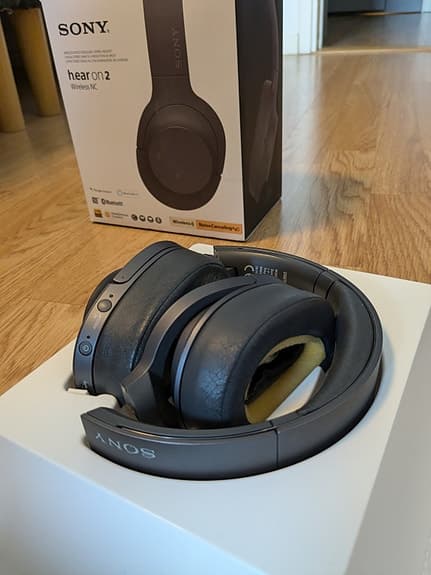Sony Noise Cancelling-hörlurar – Komplett | Fungerar perfekt | 499 kr