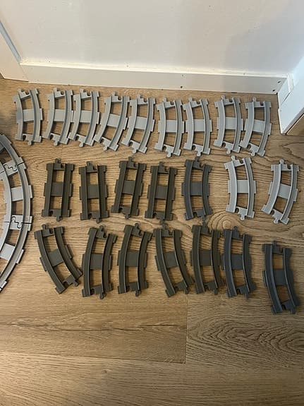 LEGO DUPLO City tågbaneset med flygplan och räls