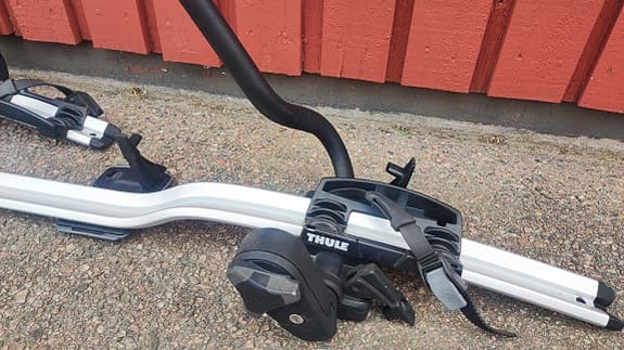 Cykelställ för takräcke