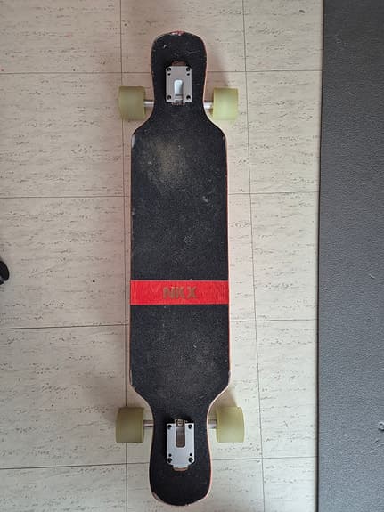 NKX longboard röd/vit
