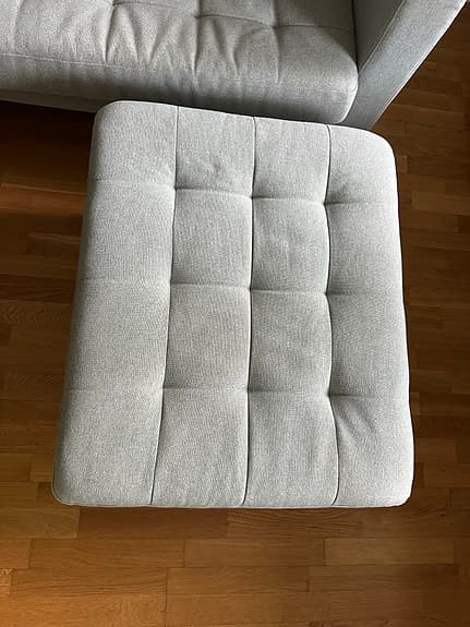 IKEA soffa med fotpall ljusgrå