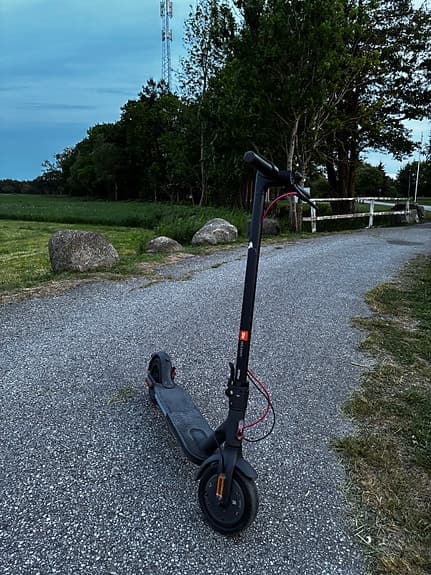 Xiaomi elsparkcykel svart pro 2