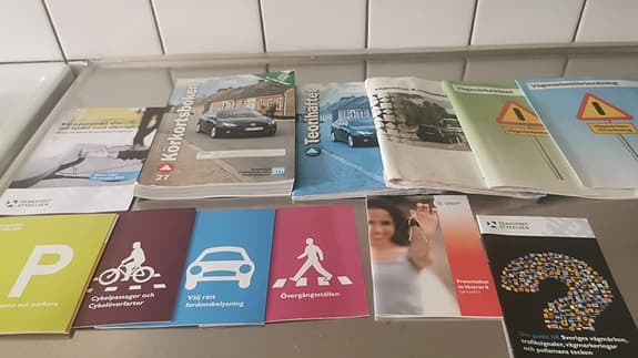 Körkortsböcker och teorimaterial – komplett paket