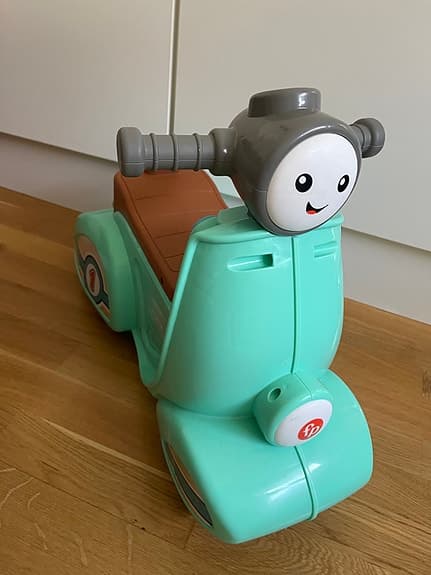 Scooter Fisher- Price ljus ljud med förpackningen