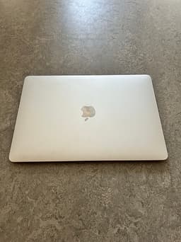 Apple MacBook Air 13" 2020