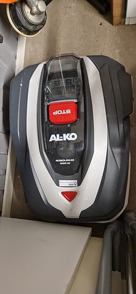 robotklippare AL-KO Robinho 550 w Klippare, nypris inkl station 14 000 kr