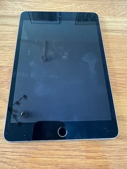 Apple iPad mini 4 16 GB