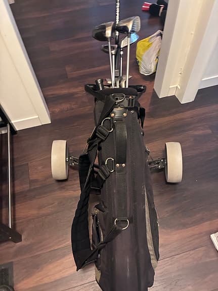 Callaway Big Bertha golfklubbor med bag och vagn  *
