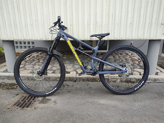 Nukeproof Mega 290 Comp Alloy, medium