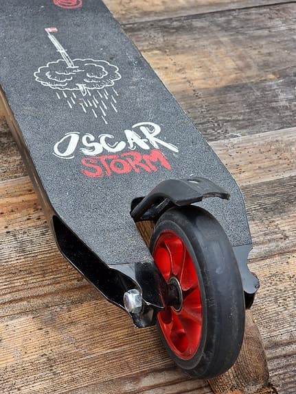 Oscar Storm Red Baron custom kickbike