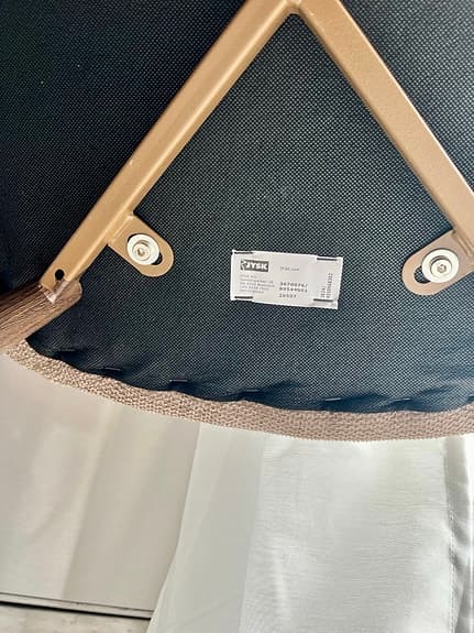 4 Stolar och Matbord