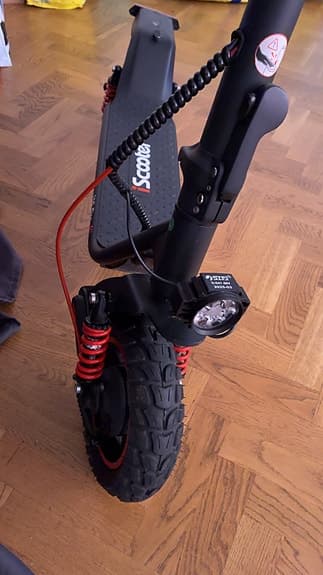 iScooter elsparkcykel svart