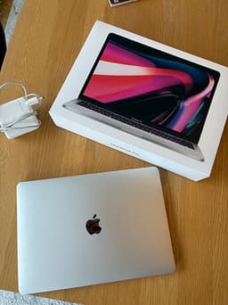 Apple MacBook Pro 13 tum M1 chip