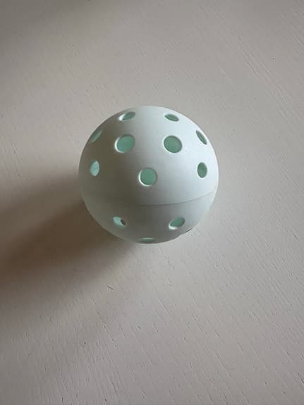 Salming Aero innebandyklubba barn 75 cm skaft samt medföljer en boll