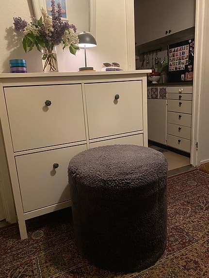 Shepherd Puff/pall i fårskinn