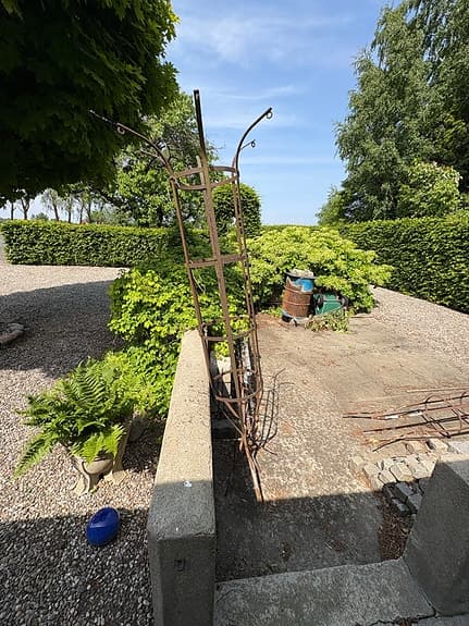 Spaljé i järn, rund