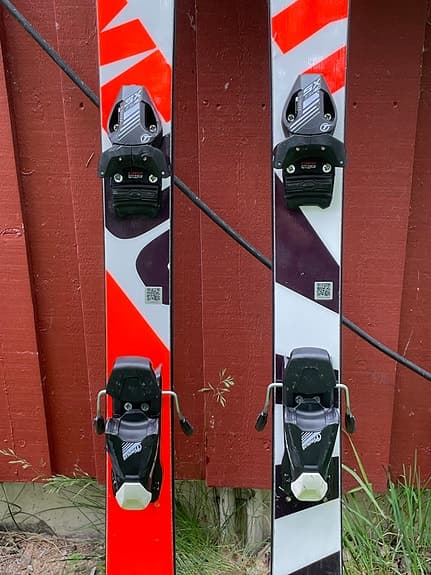 Head Caddy Junior twintip skidor 160 cm med bindningar
