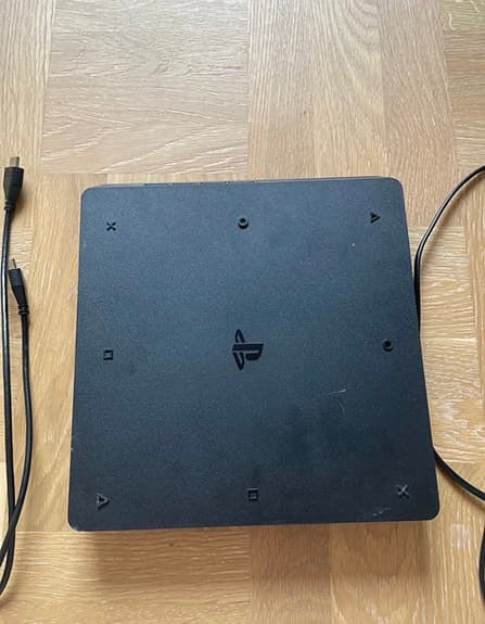 Sony Playstation 4 spelkonsol svart