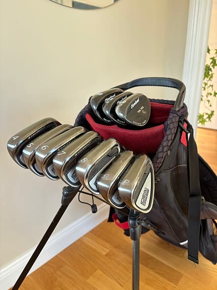 Adams Idea Pro A12 + Cleveland wedgar