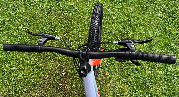 Trek barncykel 26 tum silver/röd